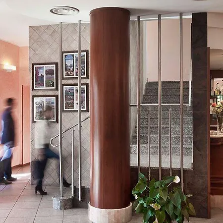 艾尔伽比诺酒店 酒店 3*